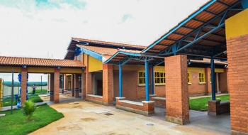 Governo de Goiás inaugura mais uma Escola Padrão Século XXI, em Formosa